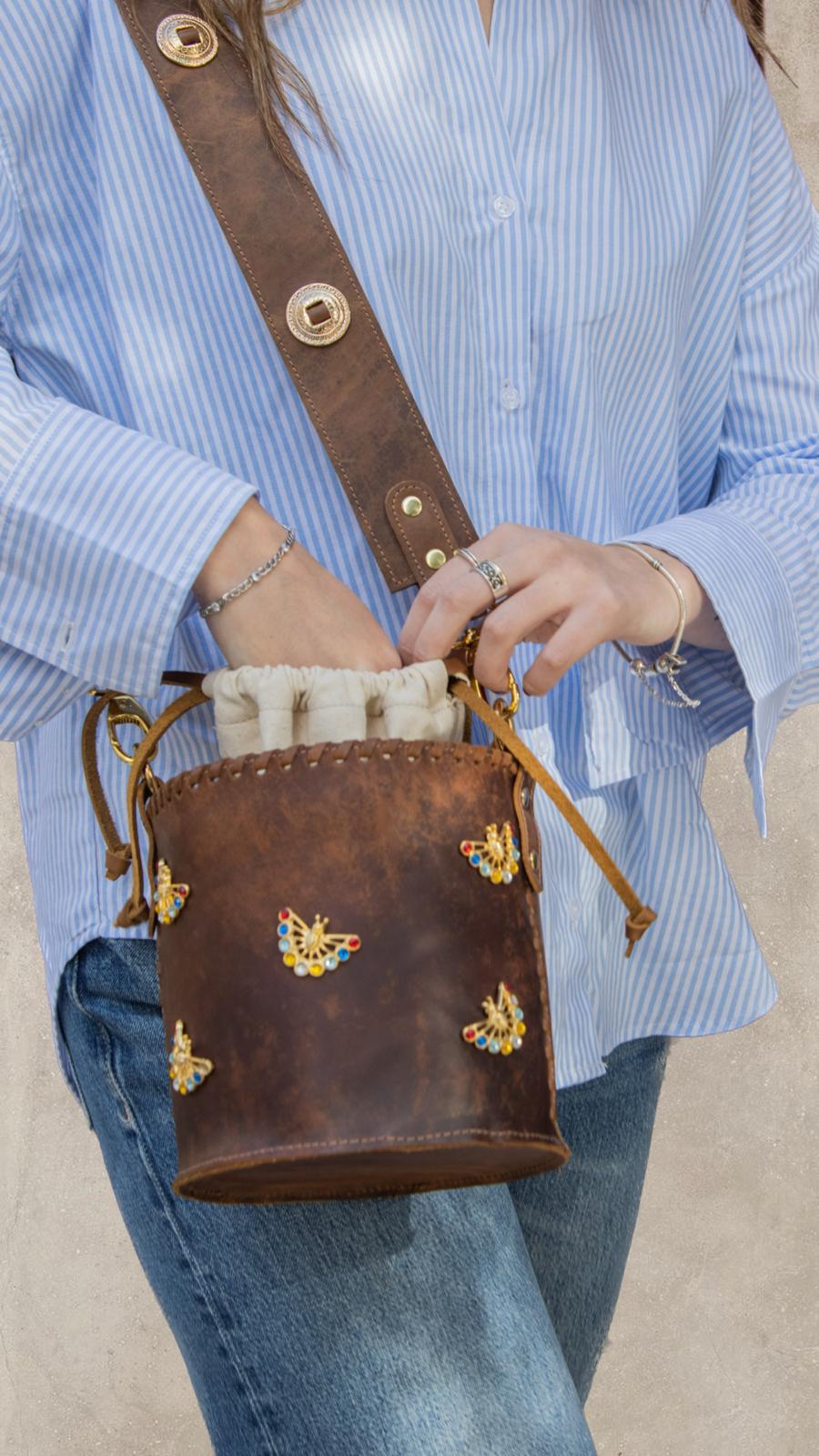 Bee Bucket Bag -  Abejas