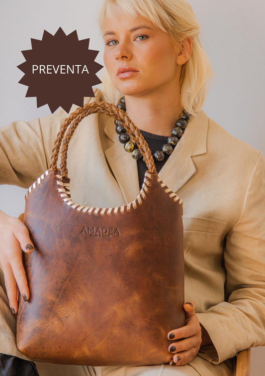 PREORDEN. Matera/Cartera LABRA - Chocolate & Dorado